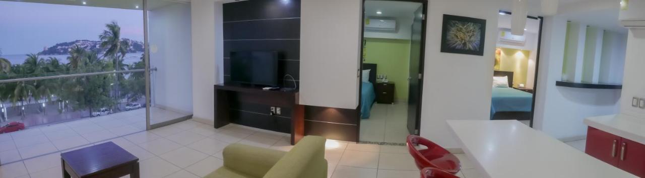 Ramada By Wyndham Acapulco Hotel & Suites Zewnętrze zdjęcie