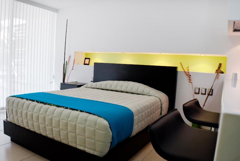 Ramada By Wyndham Acapulco Hotel & Suites Zewnętrze zdjęcie