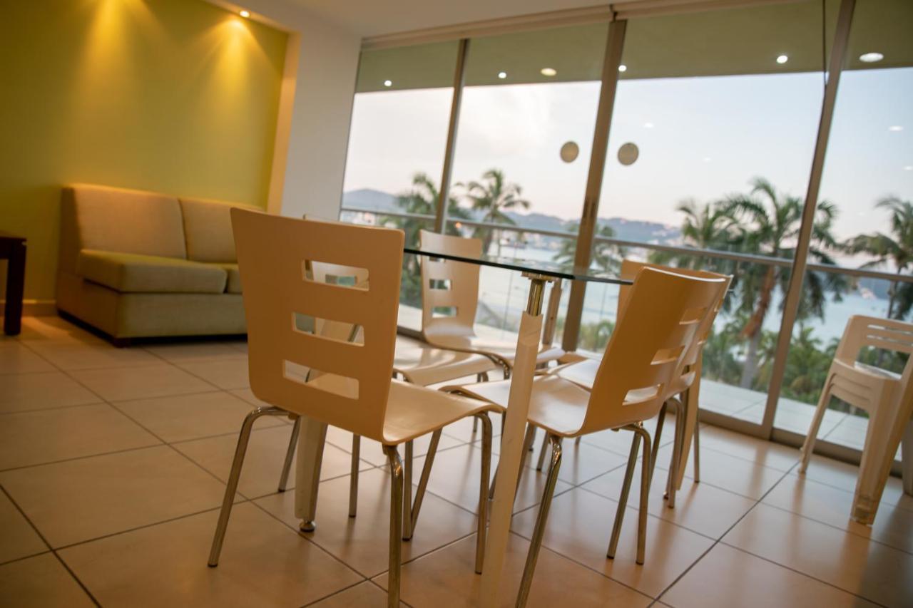 Ramada By Wyndham Acapulco Hotel & Suites Zewnętrze zdjęcie